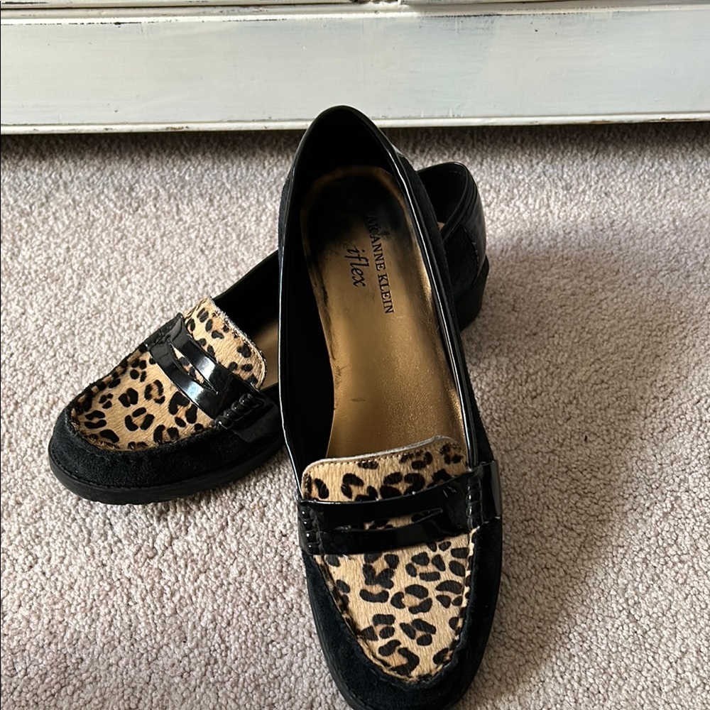 Anne Klein Women's Leopard Print Loafers